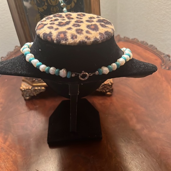 NWOT- Rare White Coral and freshwater pearl handmade necklace - Picture 4 of 5